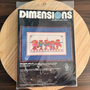 1984 Dimensions Counted Cross-Stitch Kit "The Bear Ballet" 14"x8" Frame Size Wit
